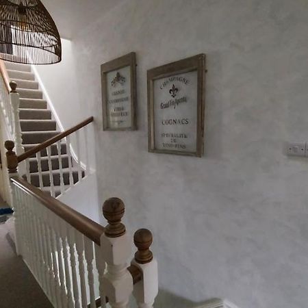 Homestay Poole Zewnętrze zdjęcie